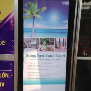 Standee , standy cuốn nhôm hào hoa cao cấp